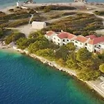 Povlja Bungalows *