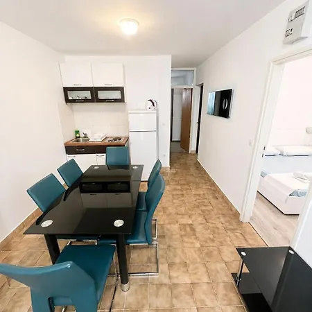 Апартаменти Povlja Bungalows