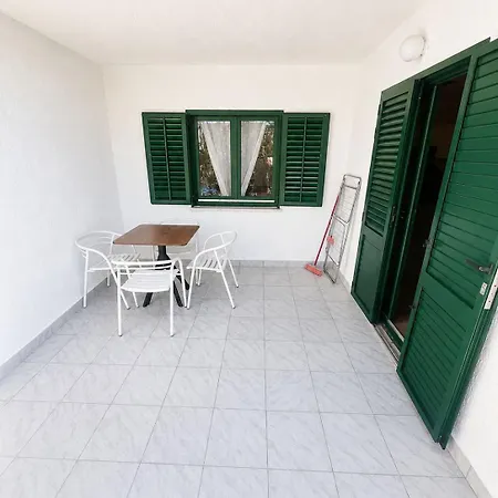 Povlja Bungalows *