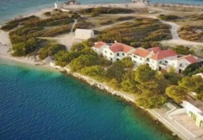 Povlja Bungalows *
